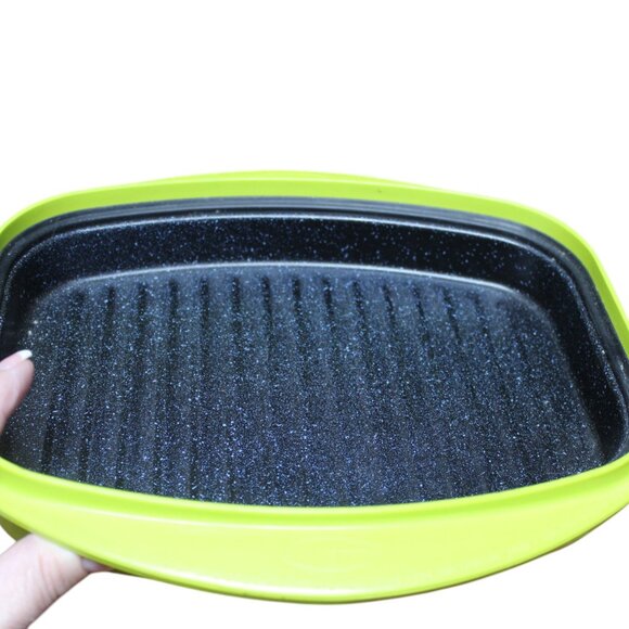 Vintage Microwave Grill RANGE MATE Multi-Cooker Nonstick Lime Green + book NEW - Picture 9 of 10